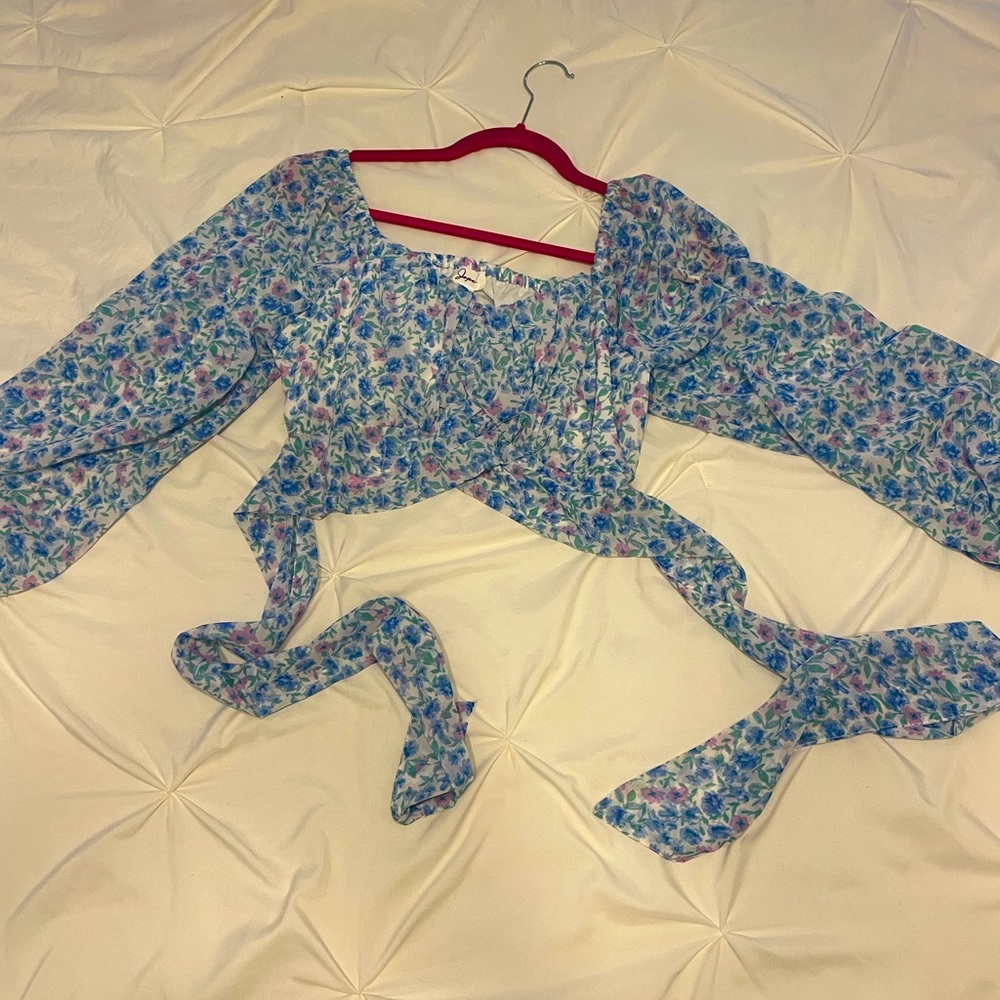 Coachella or concert-going Crop top. like Free People Brand; boho style. So soft